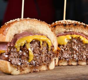 Nusr Et Burger Istinye Merkez Istanbul